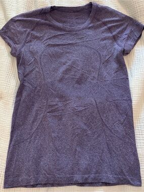 Lululemon Heathered Purple Short Sleeved Run Swiftly Top Size 10